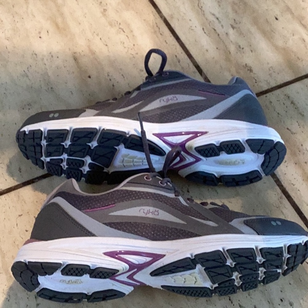 Ryka ladies shoes - Picture 5 of 8